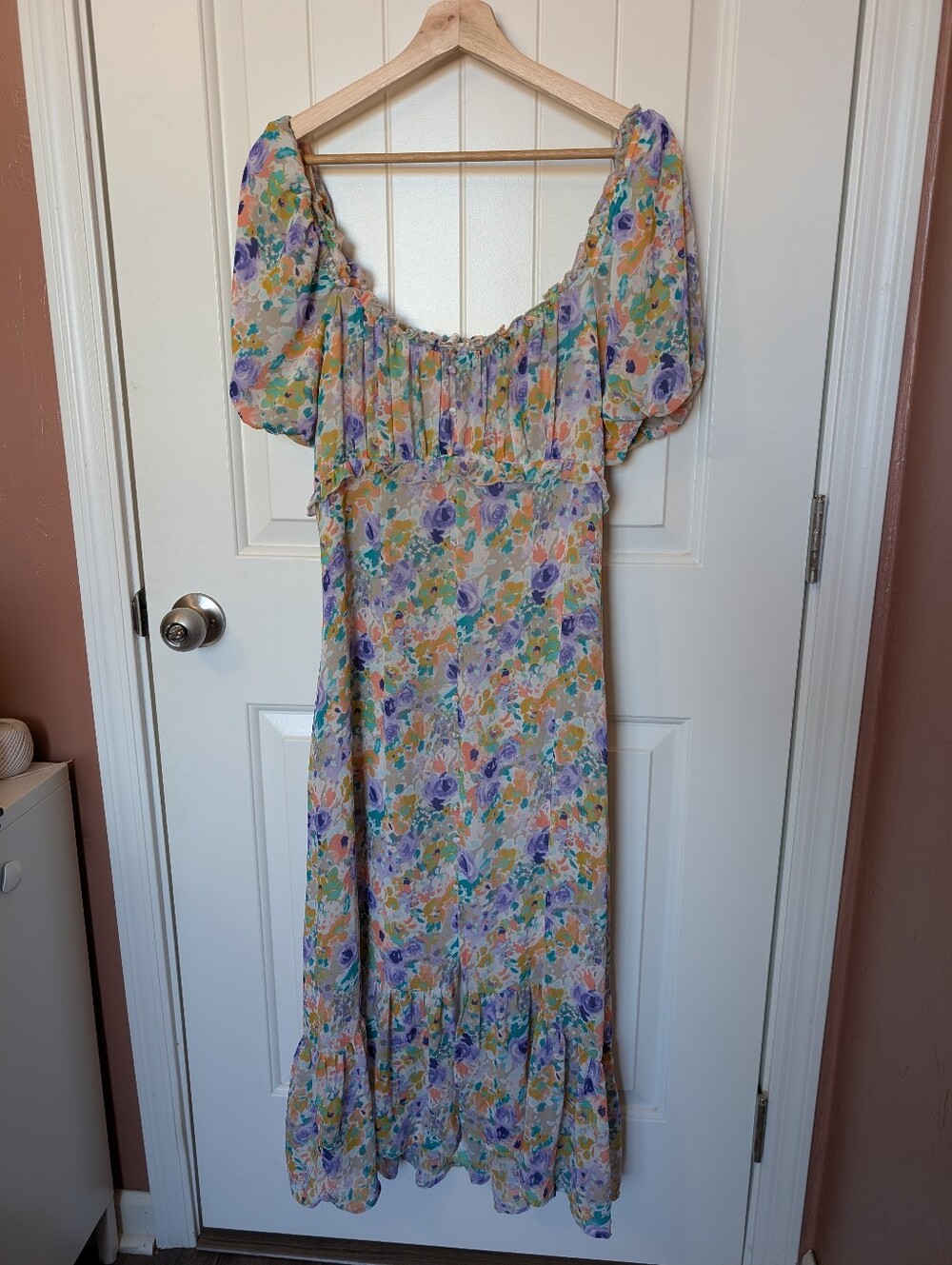 Astr The Label Floral Ballon Sleeve Midi Dress Medium Purple/White